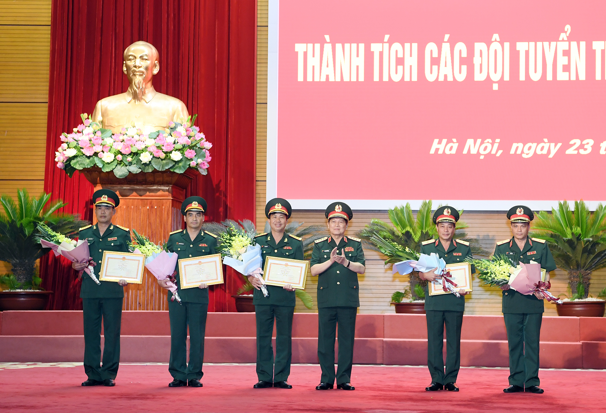 Bộ Quốc phòng tuyên dương thành tích các đội tuyển tham gia Army Games 2019

